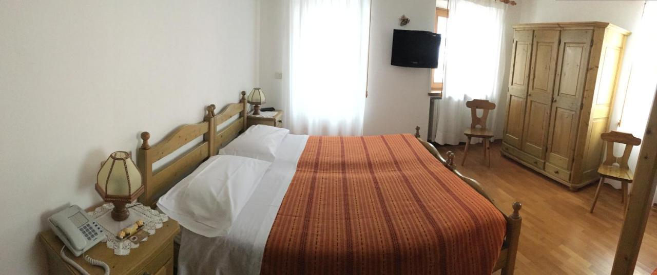 Ajarnola Locazioni Turist Hotel Auronzo di Cadore Buitenkant foto